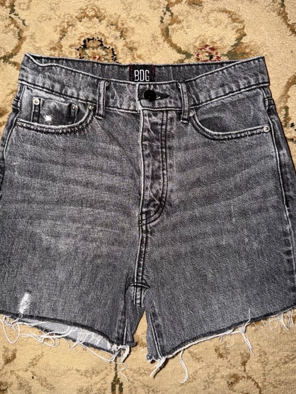 bdg cut off shorts